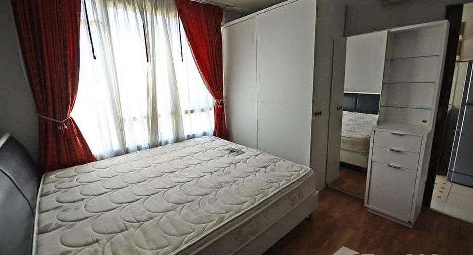 For rent studio condo in Huai Khwang, Bangkok