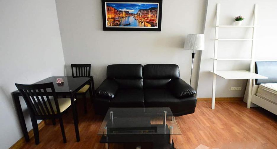 For rent studio condo in Huai Khwang, Bangkok