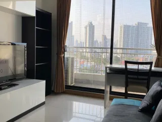 For rent studio condo in Yan Nawa, Bangkok
