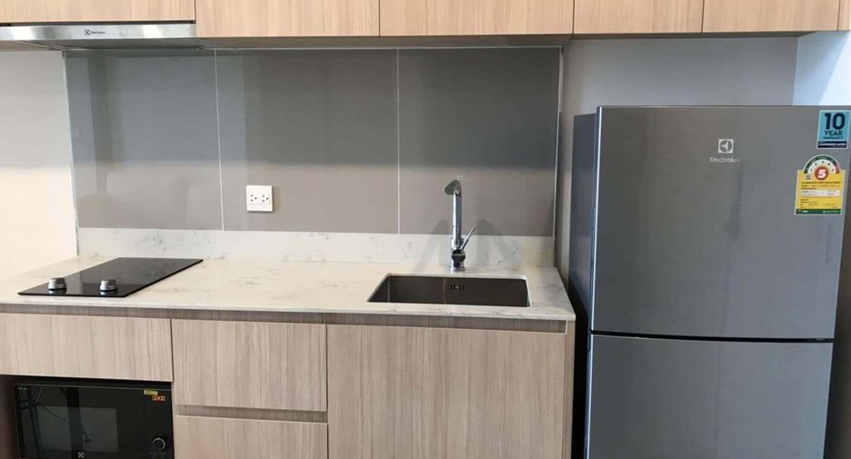 For rent 1 bed condo in Phaya Thai, Bangkok
