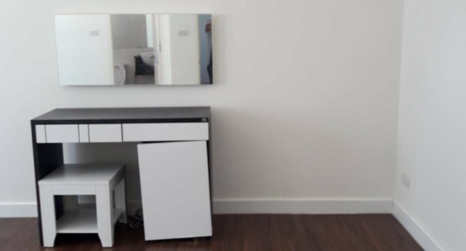 For rent 3 bedrooms townhouse in Bang Kapi, Bangkok