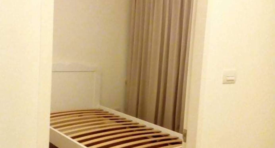 For rent 3 bedrooms townhouse in Bang Kapi, Bangkok