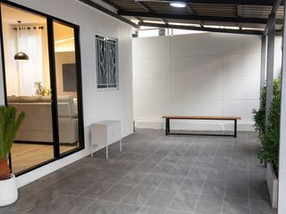 For rent 3 bedrooms house in Huai Khwang, Bangkok