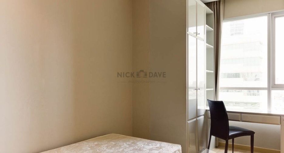 For rent 2 bedrooms condo in Ratchathewi, Bangkok
