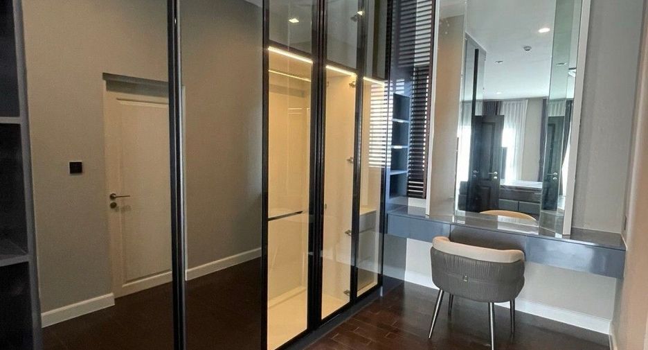 For rent 4 bedrooms house in Lat Krabang, Bangkok