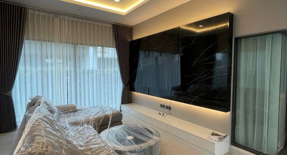 For rent 4 bedrooms house in Lat Krabang, Bangkok