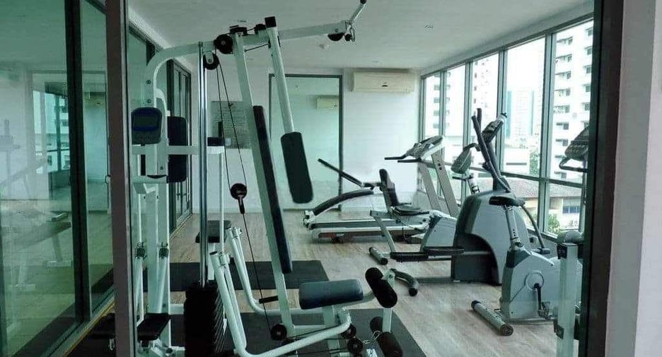 For rent 1 bed condo in Watthana, Bangkok