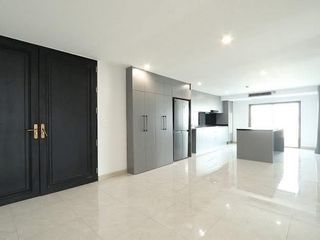 出租 3 卧室 公寓 在 Bang Na, 曼谷