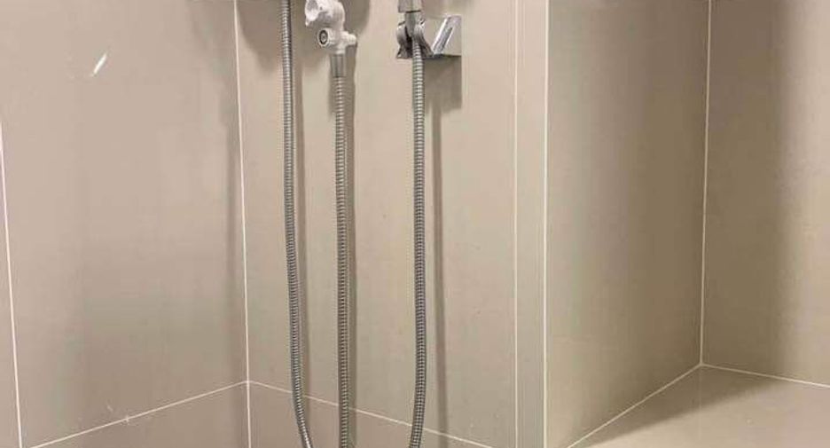 For rent 1 bed condo in Bang Kapi, Bangkok