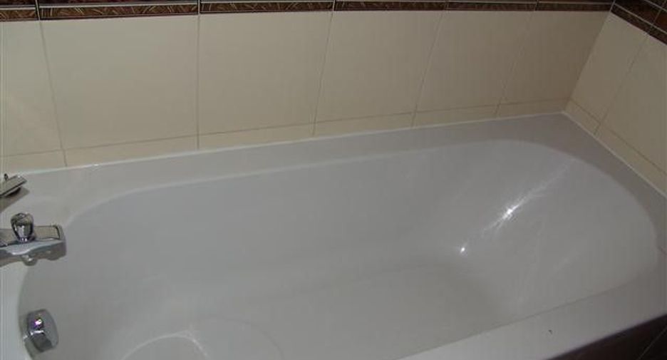 For rent 2 bedrooms condo in Pathum Wan, Bangkok