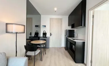 À louer 1 chambre condo à Huai Khwang, Bangkok