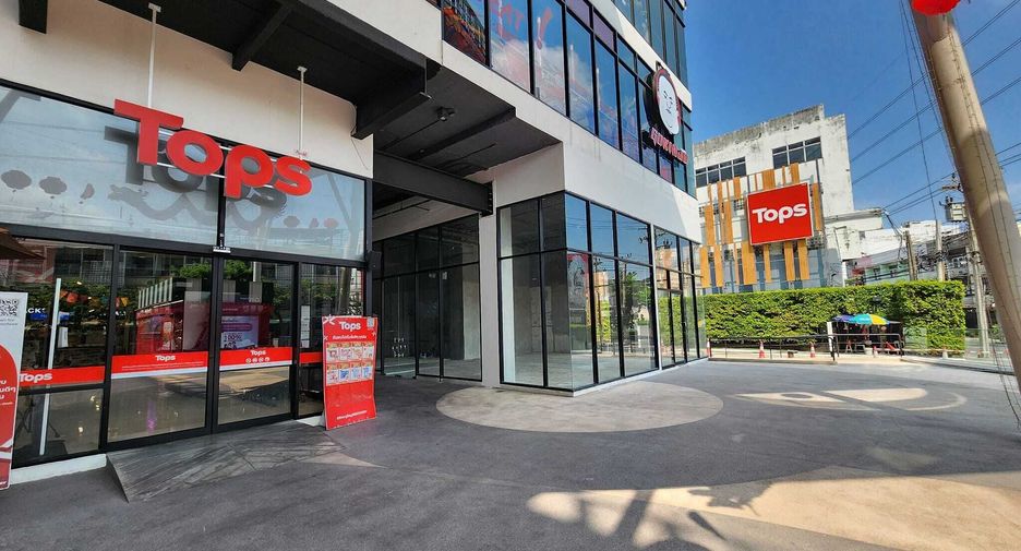 For rent retail Space in Sathon, Bangkok