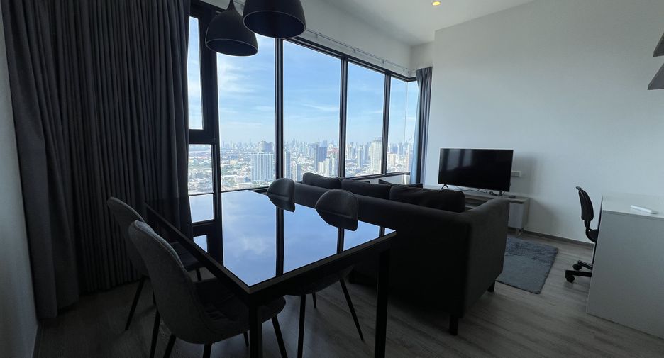 For rent 2 bedrooms condo in Watthana, Bangkok