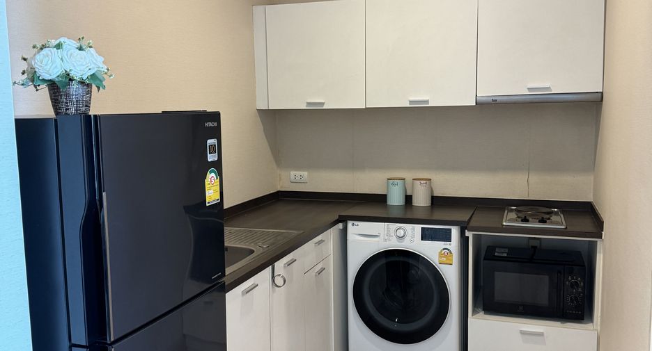 For rent 2 bedrooms condo in Khlong San, Bangkok
