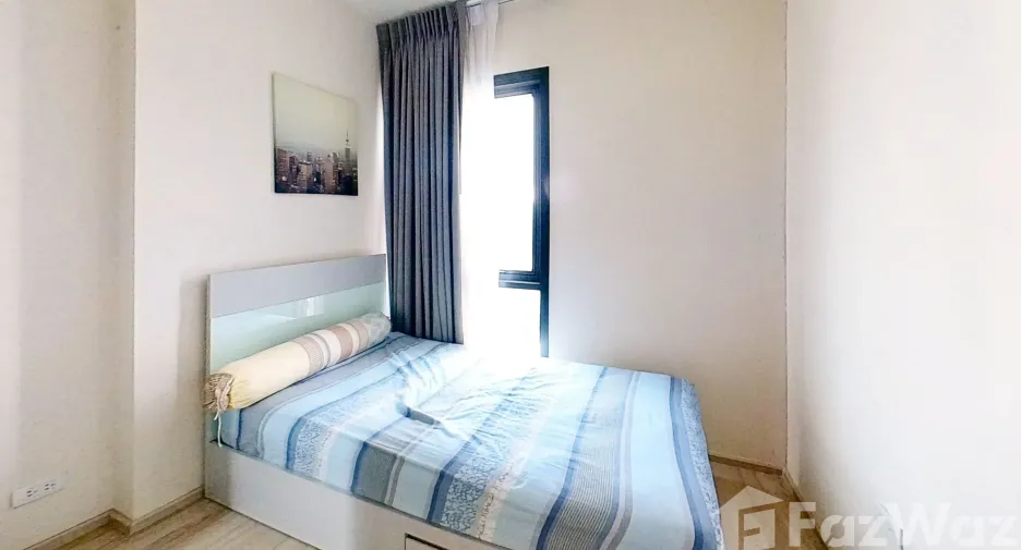 For rent 2 bedrooms condo in Huai Khwang, Bangkok
