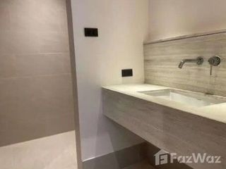 For rent 3 bedrooms retail Space in Watthana, Bangkok