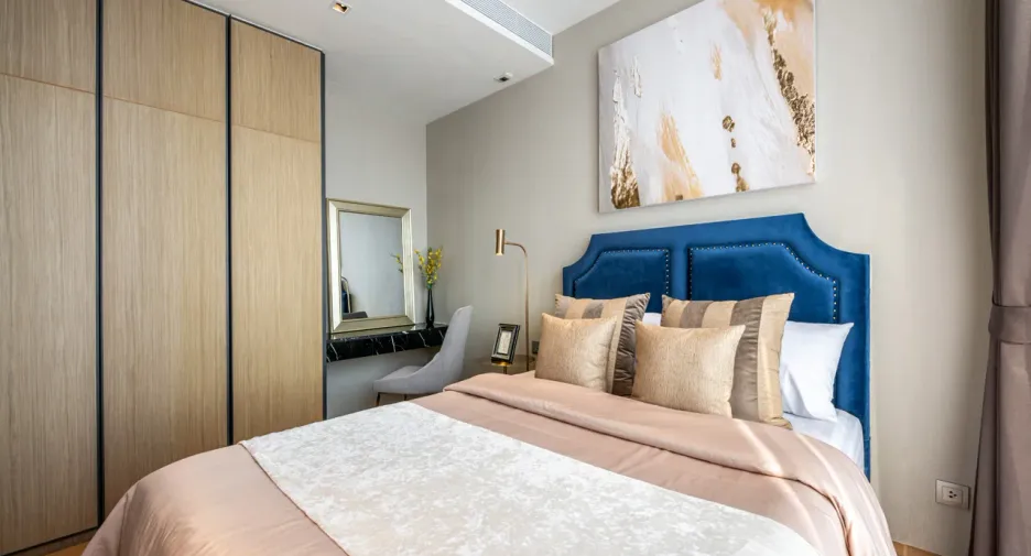 For rent 2 bedrooms condo in Khlong Toei, Bangkok