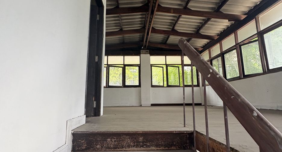 Local comercial en alquiler en Watthana, Bangkok