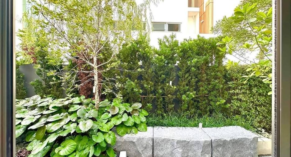 For rent 3 bedrooms house in Saphan Sung, Bangkok