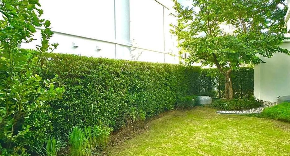 For rent 3 bedrooms house in Saphan Sung, Bangkok