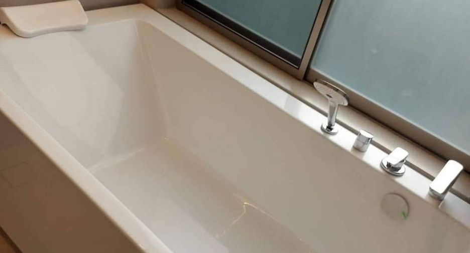 For rent 3 bedrooms house in Saphan Sung, Bangkok