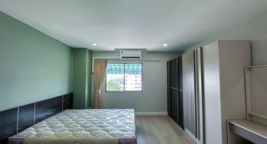 For rent 1 bed condo in Wang Thonglang, Bangkok