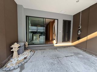 Reihenhaus zur Miete mit 3 Zimmer in Saphan Sung, Bangkok