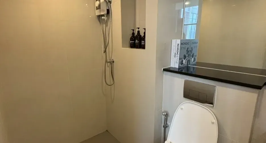 For rent 1 bed condo in Sathon, Bangkok
