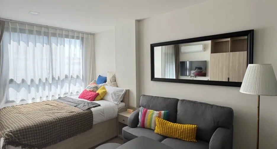 For rent 1 bed condo in Phaya Thai, Bangkok
