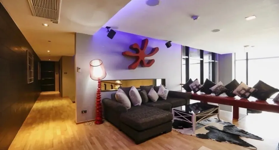For rent 5 bedrooms condo in Pathum Wan, Bangkok