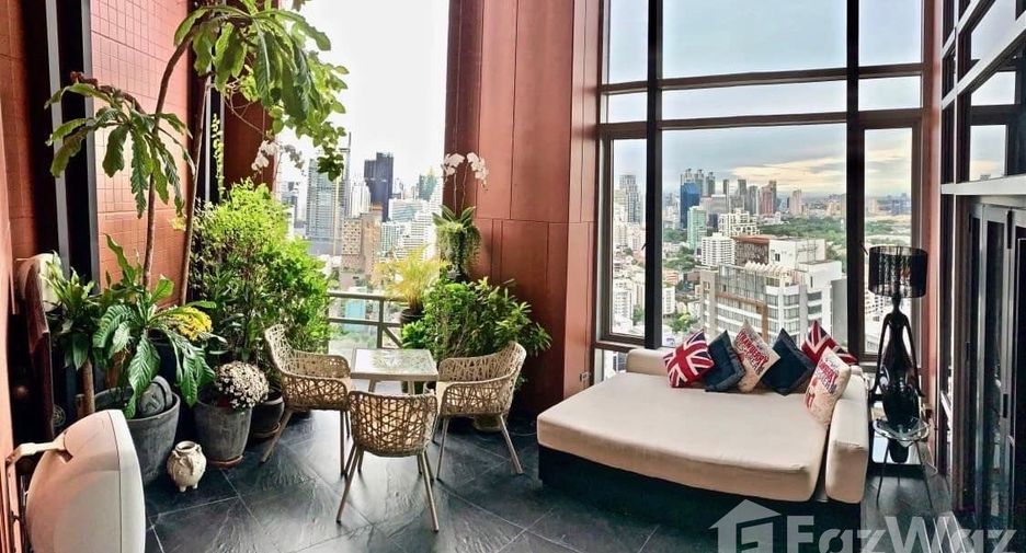 For rent 5 bedrooms condo in Pathum Wan, Bangkok