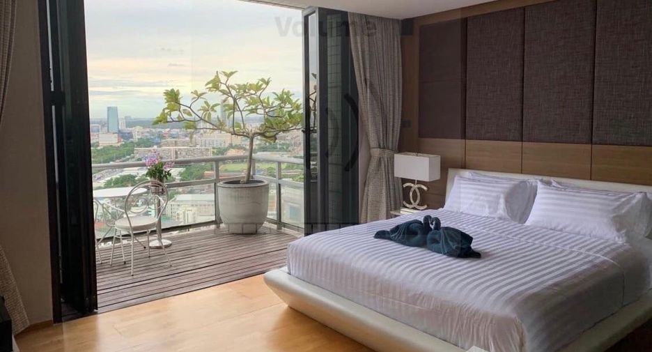 For rent 5 bedrooms condo in Pathum Wan, Bangkok