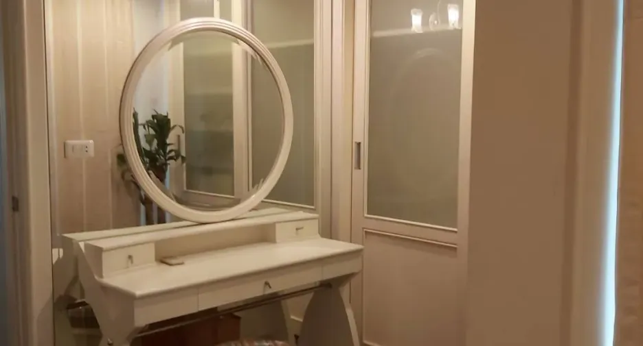 For rent 4 bedrooms townhouse in Bang Kho Laem, Bangkok