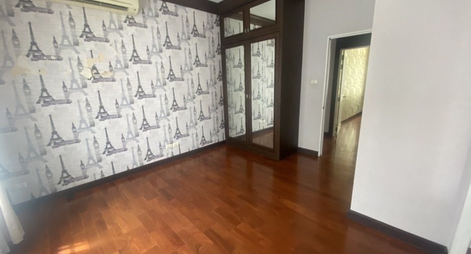 For rent 5 bedrooms house in Suan Luang, Bangkok