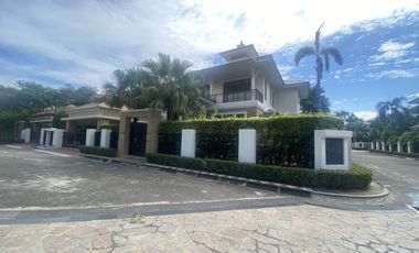Haus zur Miete mit 5 Zimmer in Suan Luang, Bangkok