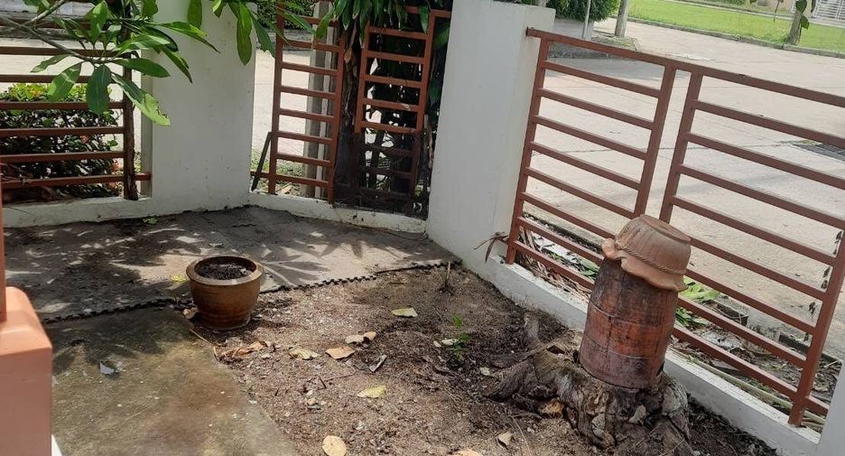 Haus zur Miete mit 3 Zimmer in Bang Phli, Samut Prakan