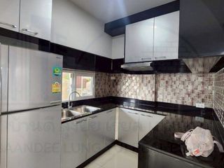 For rent 3 bedrooms townhouse in Bang Khen, Bangkok