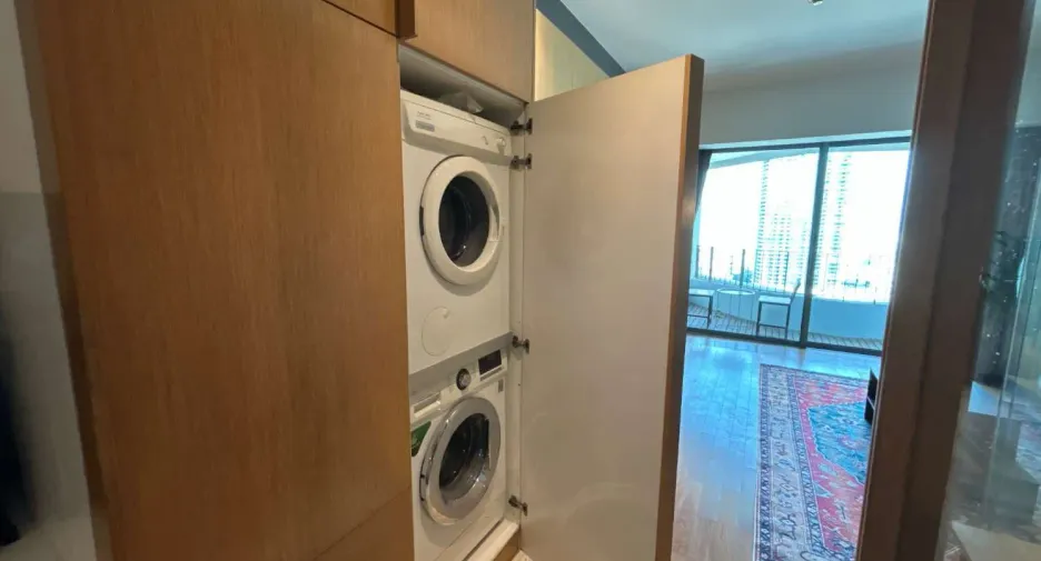 Wohnung zur Miete mit 1 Zimmer in Yan Nawa, Bangkok