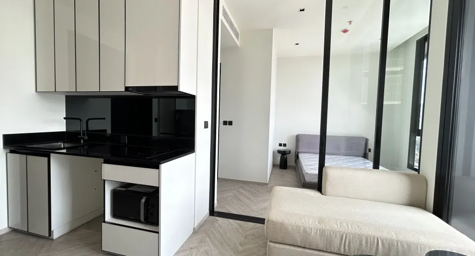 For rent 1 bed condo in Khlong San, Bangkok