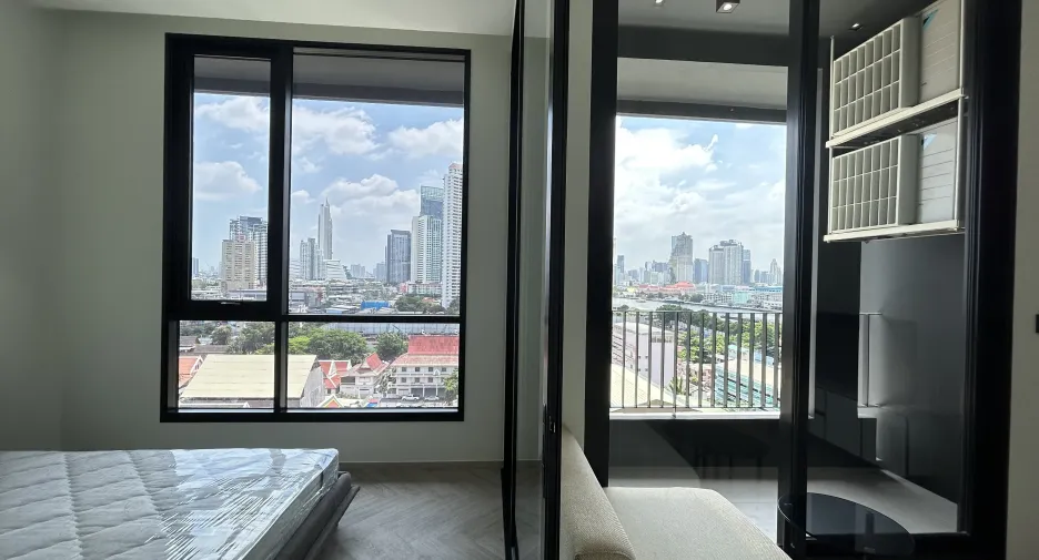 For rent 1 bed condo in Khlong San, Bangkok