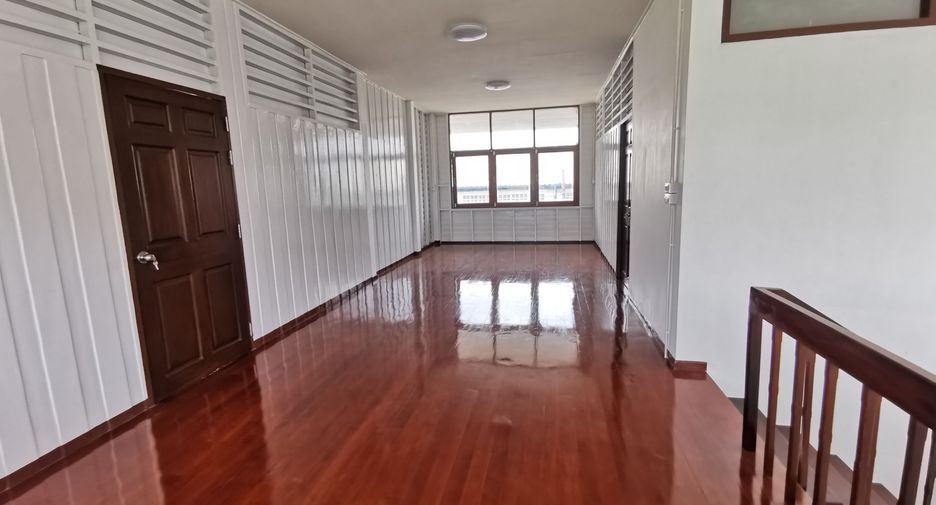 For rent 3 bedrooms house in Mueang Samut Prakan, Samut Prakan