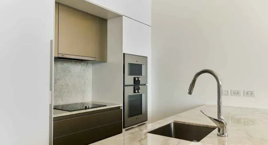 For rent 1 Beds condo in Pathum Wan, Bangkok