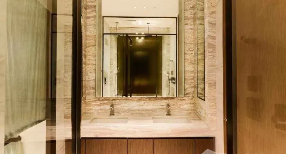 For rent 1 Beds condo in Pathum Wan, Bangkok