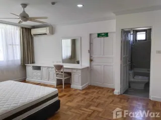 For rent 4 bedrooms condo in Watthana, Bangkok