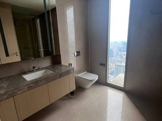 Condo en alquiler de 4 habitaciones en Khlong San, Bangkok