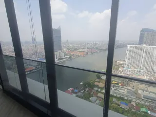For rent 2 bedrooms condo in Khlong San, Bangkok