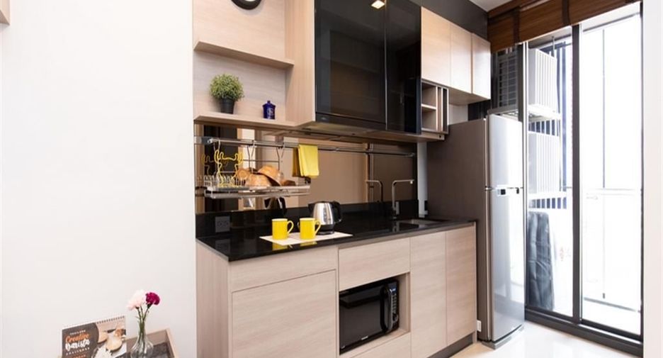 For rent 1 bed condo in Huai Khwang, Bangkok