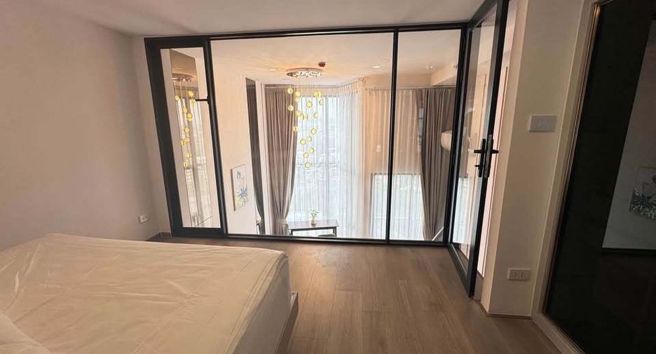 Wohnung zur Miete mit Studio in Khlong Toei, Bangkok