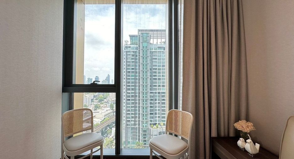 À louer 2 chambres condo à Khlong Toei, Bangkok