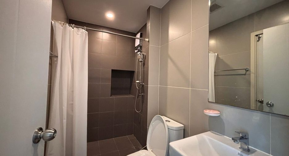 For rent 2 bedrooms condo in Chom Thong, Bangkok